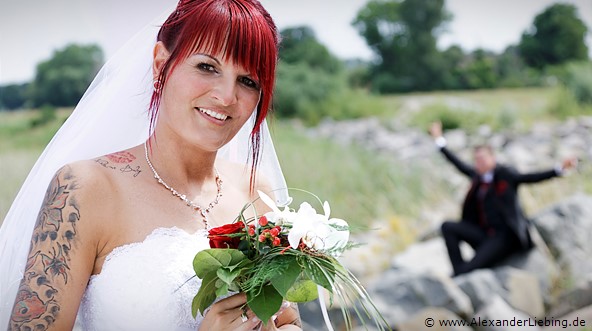 Hochzeit - Brautpaar Hochzeitsfotograf Standesamt Greifswald - so eine schöne Braut