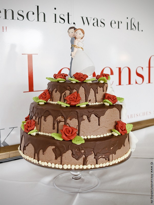 Hochzeit - Hochzeitsfeier Hochzeitsfotograf Standesamt Greifswald - Hochzeitstorte