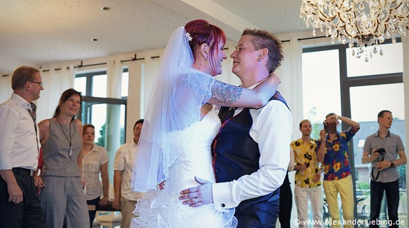 Hochzeit - Hochzeitsfeier Hochzeitsfotograf Standesamt Greifswald - Hochzeitsfeier