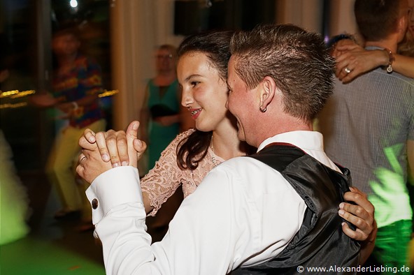 Hochzeit - Hochzeitsfeier Hochzeitsfotograf Standesamt Greifswald - Hochzeitsfeier